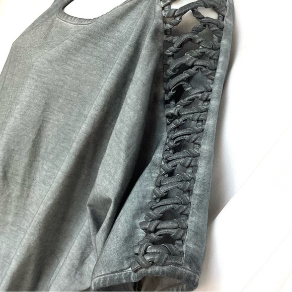 NWT XL Harley-Davidson Women’s 2016 Limited Edition Gray Knotted SS Shirt - Picture 5 of 13